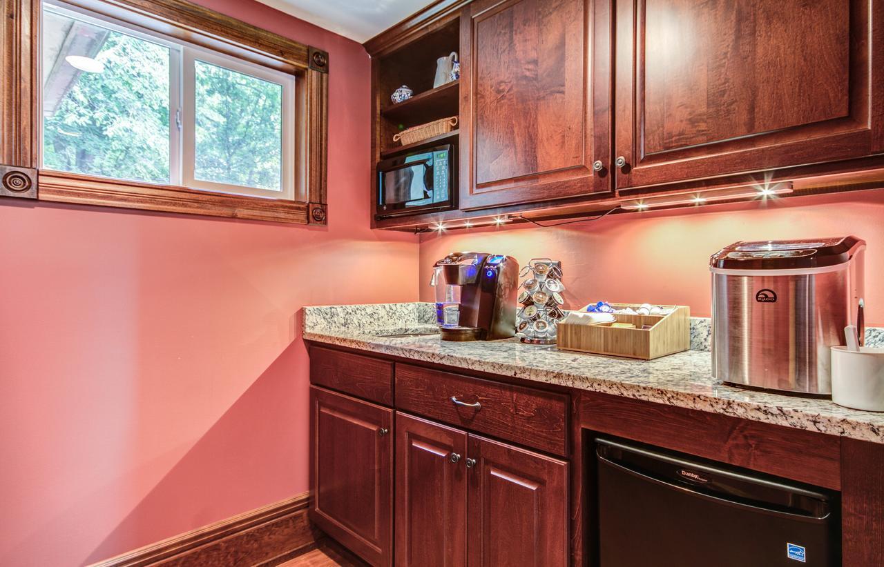 Twin Oaks Inn Saugatuck Luaran gambar
