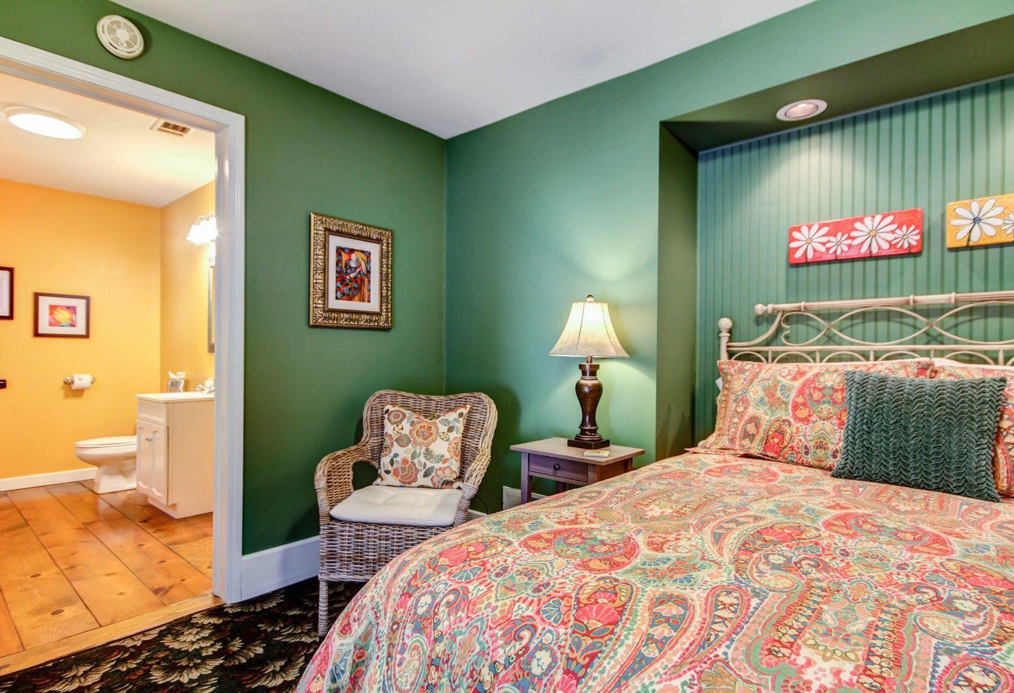 Twin Oaks Inn Saugatuck Luaran gambar